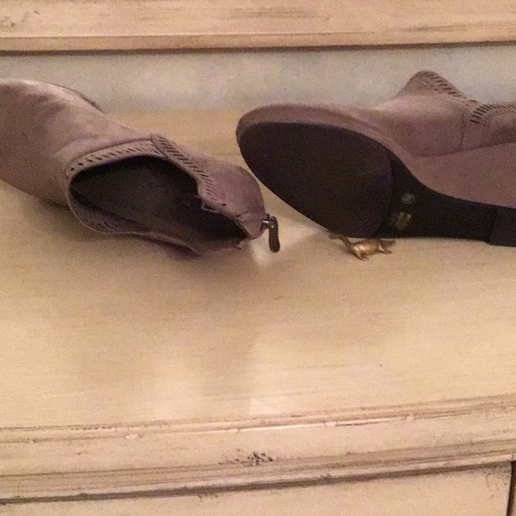 Booties - Picture 3 of 4